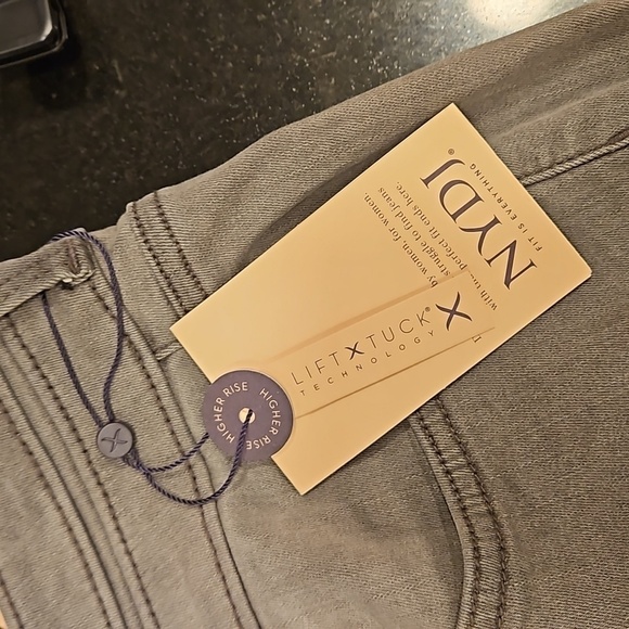 💕NYDJ💕 Ava High Waist Flare Jeans ~ Smokey Mountain Gray 12 NWT - Picture 11 of 16